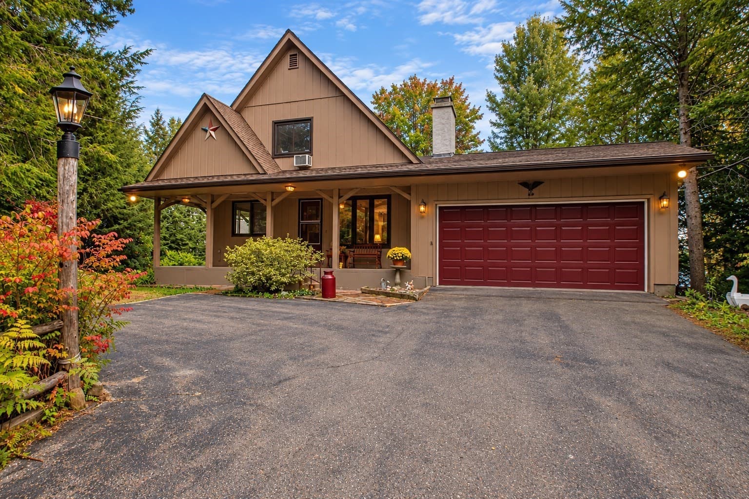 Single Family Residence at 64 Lakeshore Dr, Ashburnham MA 01430, Ashburnham, photo 2 of 42