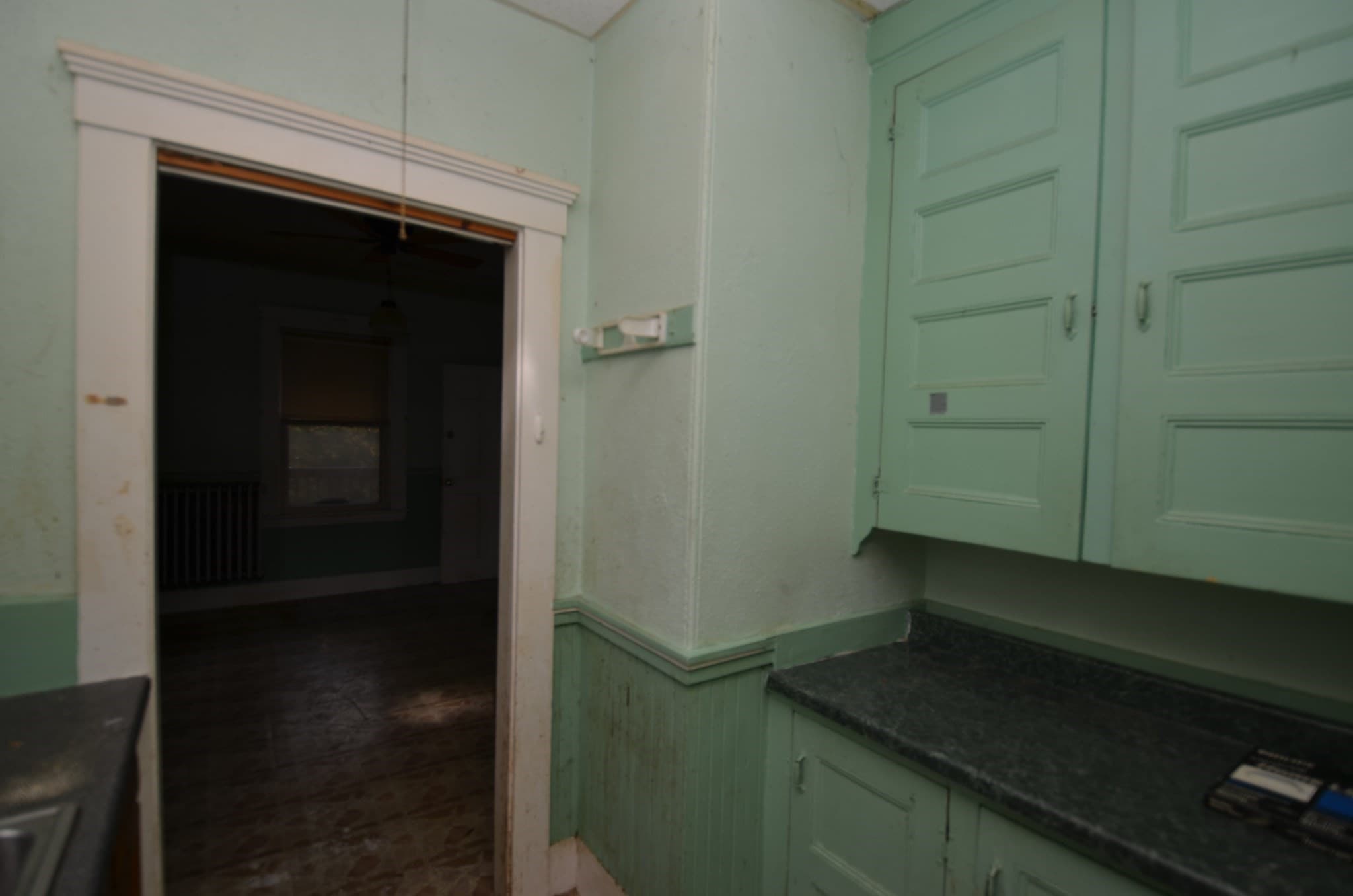2 Family - 2 Units Up/Down at 33 Parrott St, Lynn MA 01902, Lynn, photo 6 of 36
