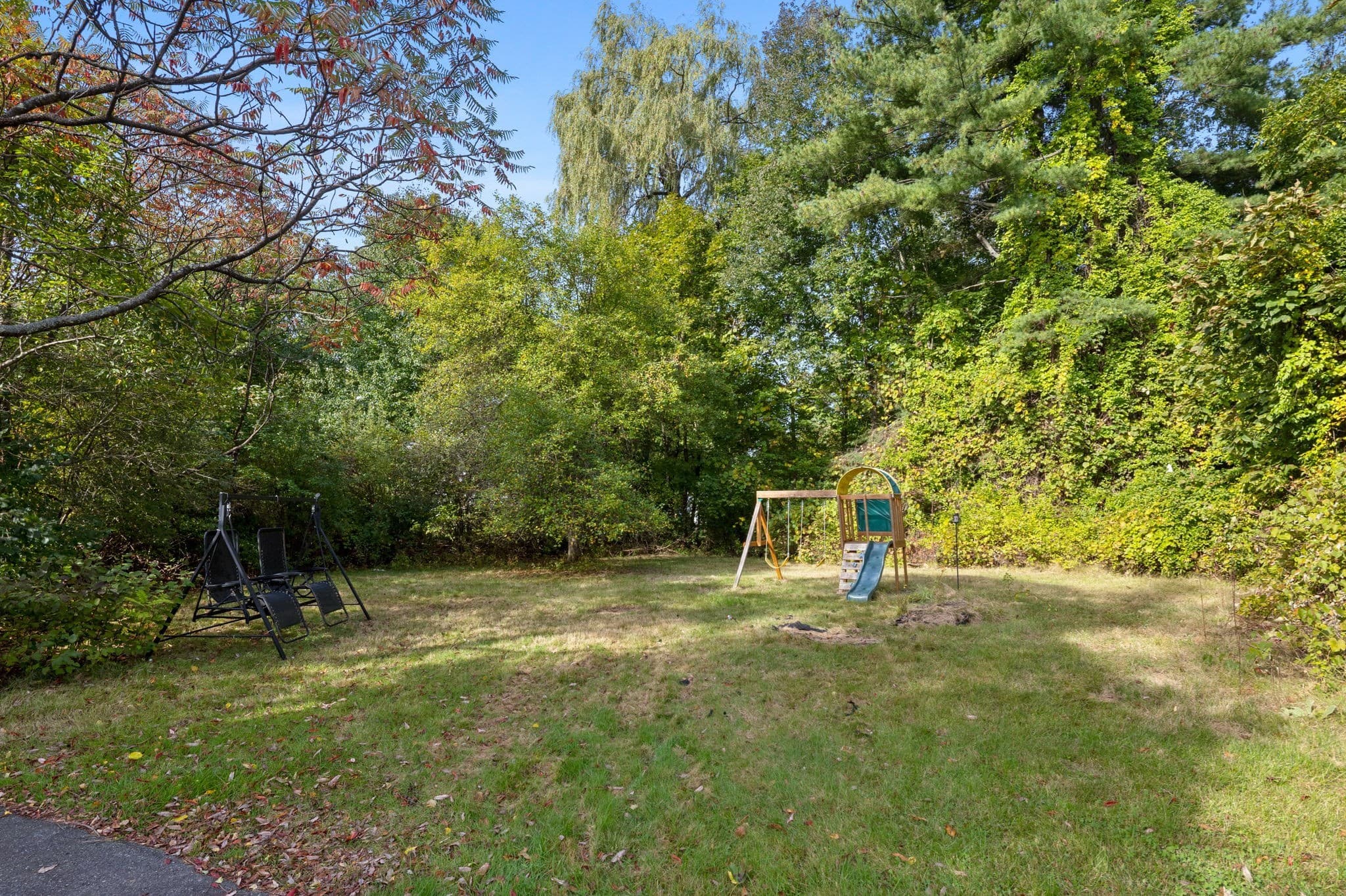 Single Family Residence at 10 Salem St, Methuen MA 01844, Methuen, photo 5 of 34
