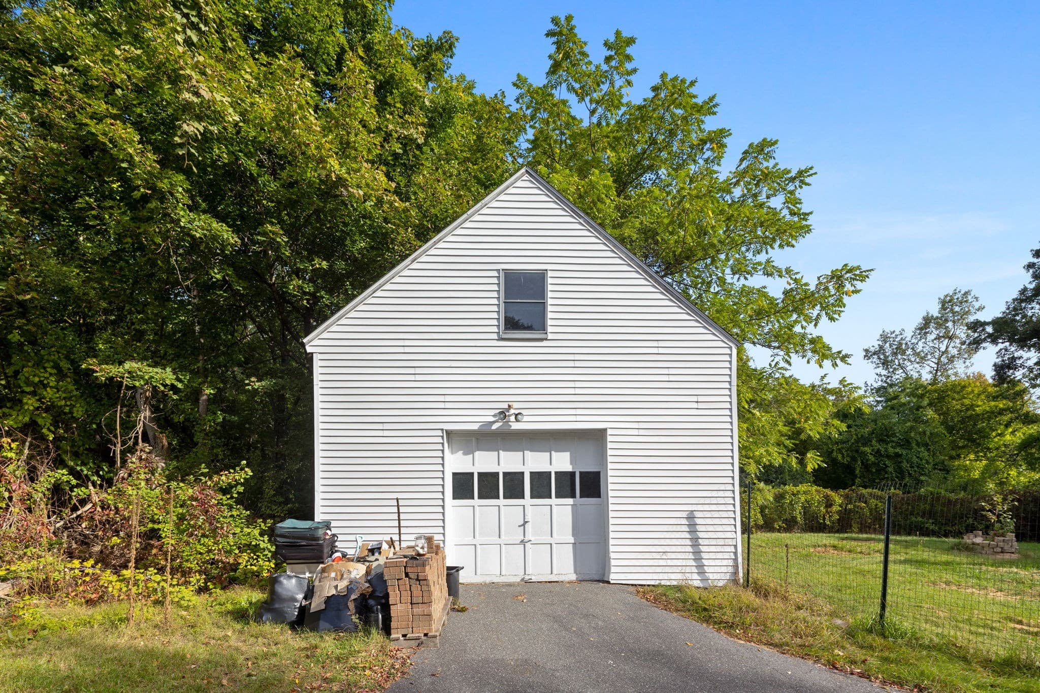 Single Family Residence at 10 Salem St, Methuen MA 01844, Methuen, photo 4 of 34