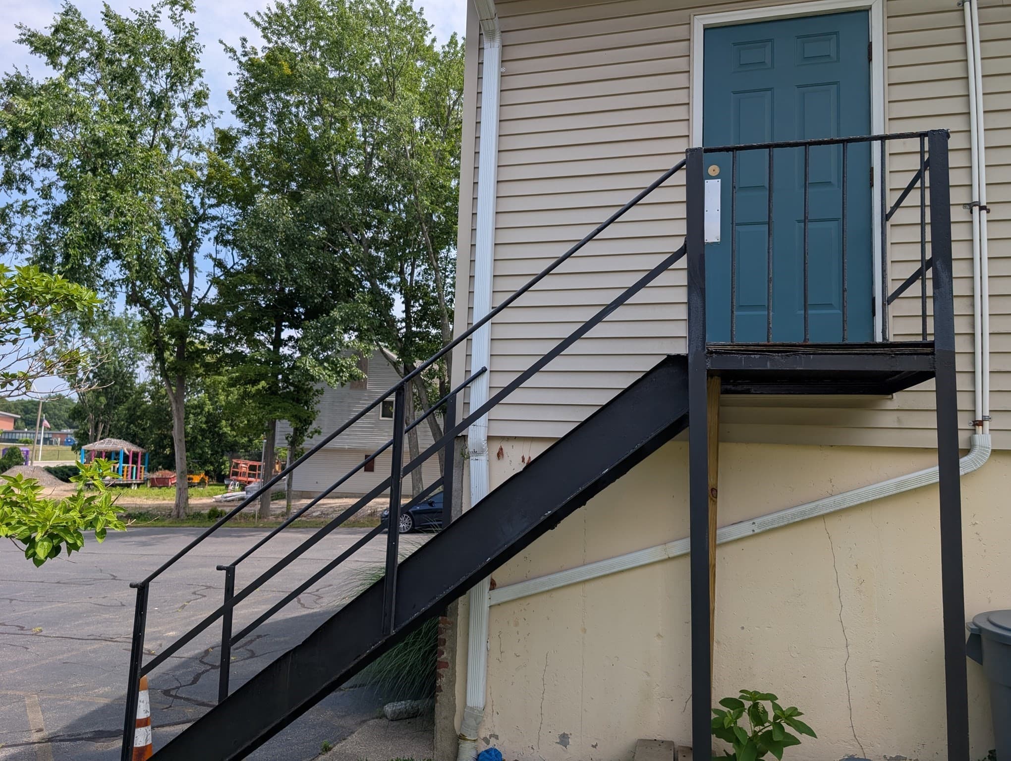 Single Family Residence at 136 Winn Street, Burlington MA 01803, Burlington, photo 23 of 27