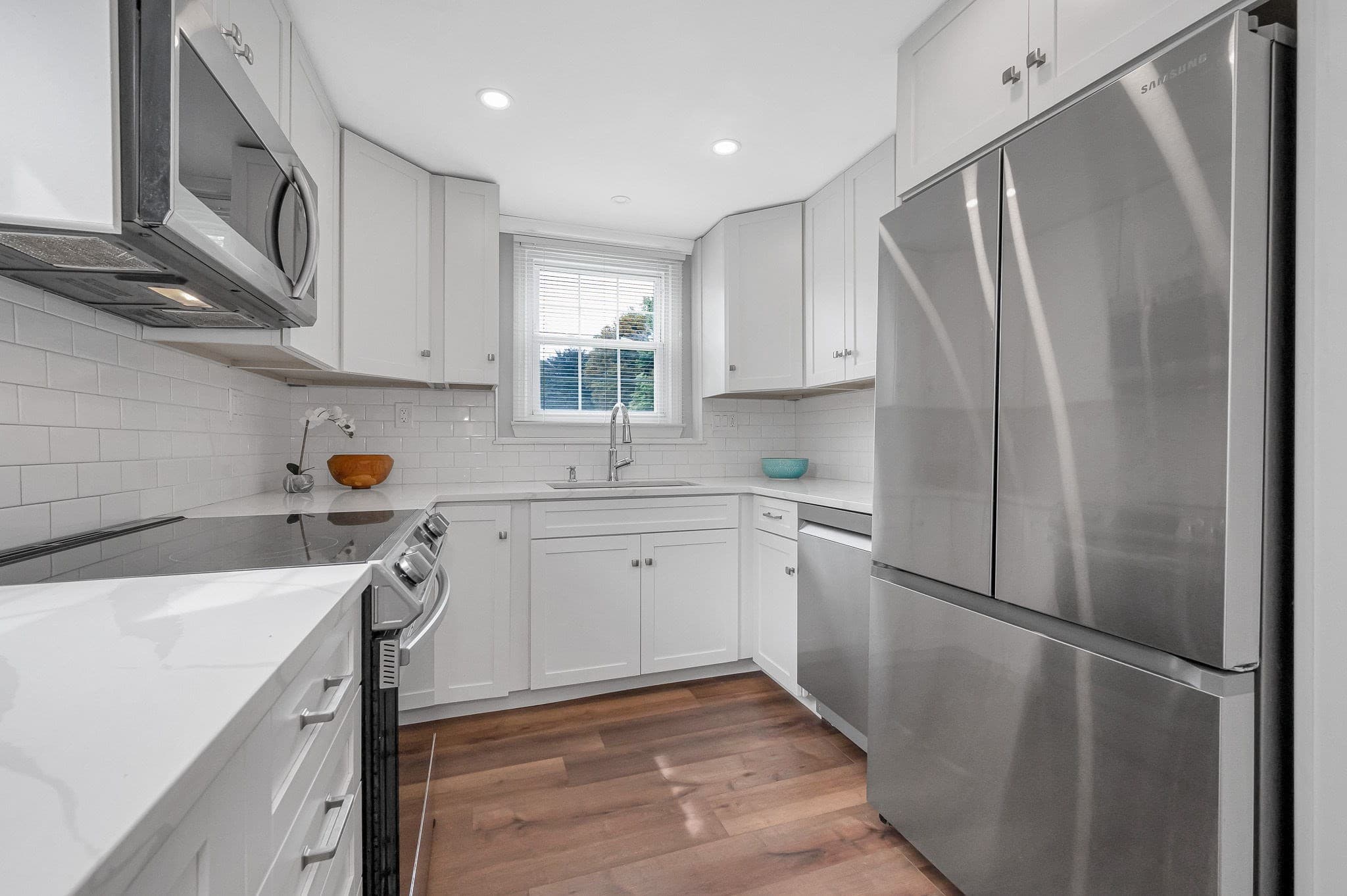 Condominium at 20 Beacon Ave # 1, Newburyport MA 01950, Newburyport, photo 10 of 28