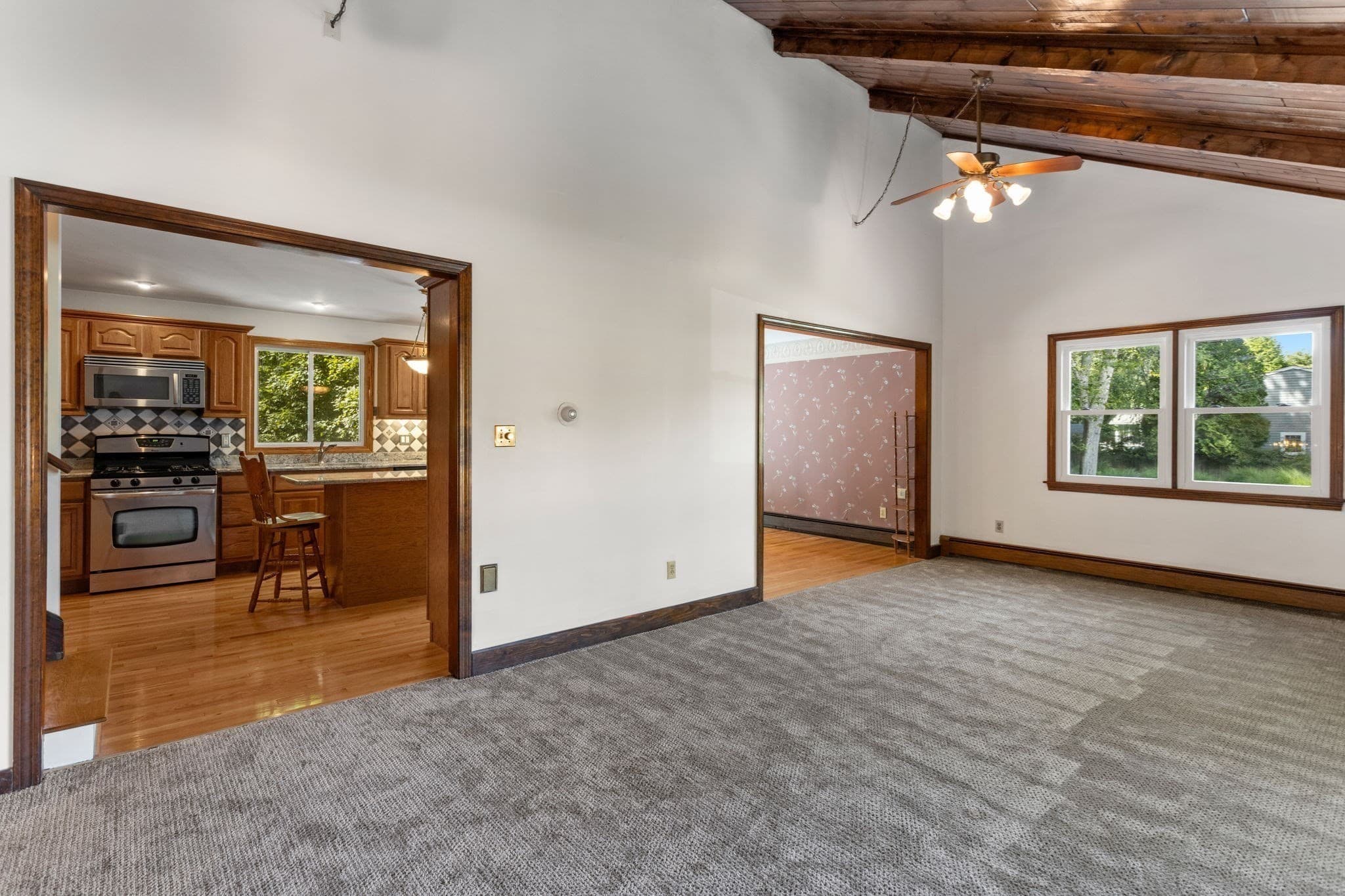 Single Family Residence at 6 Mapleton St, Acushnet MA 02743, Acushnet, photo 12 of 42