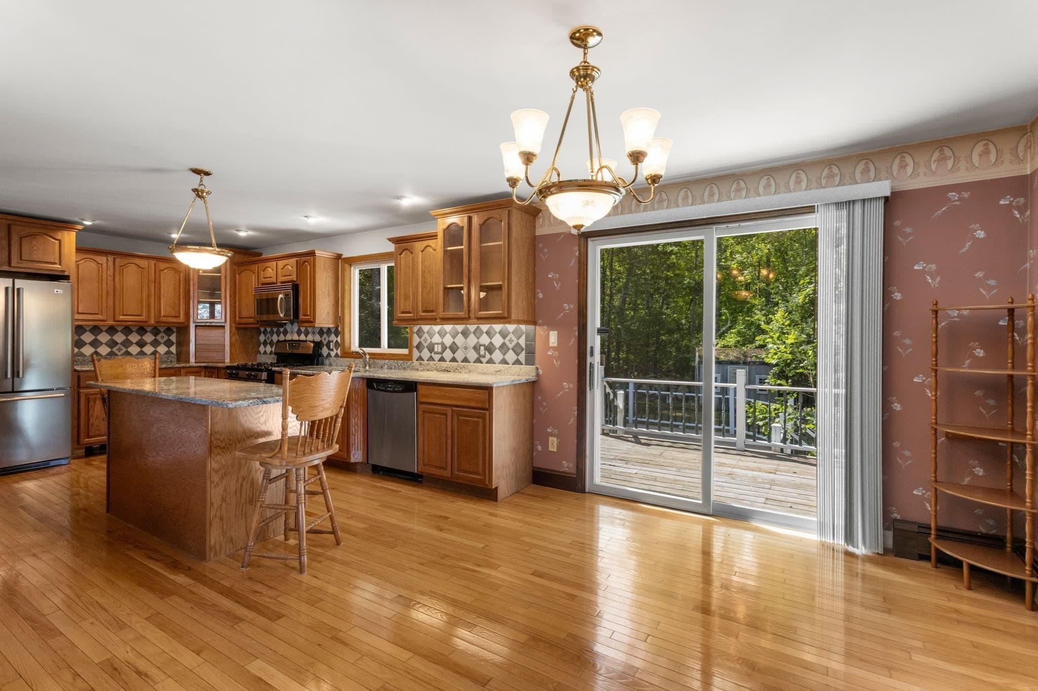 Single Family Residence at 6 Mapleton St, Acushnet MA 02743, Acushnet, photo 7 of 42
