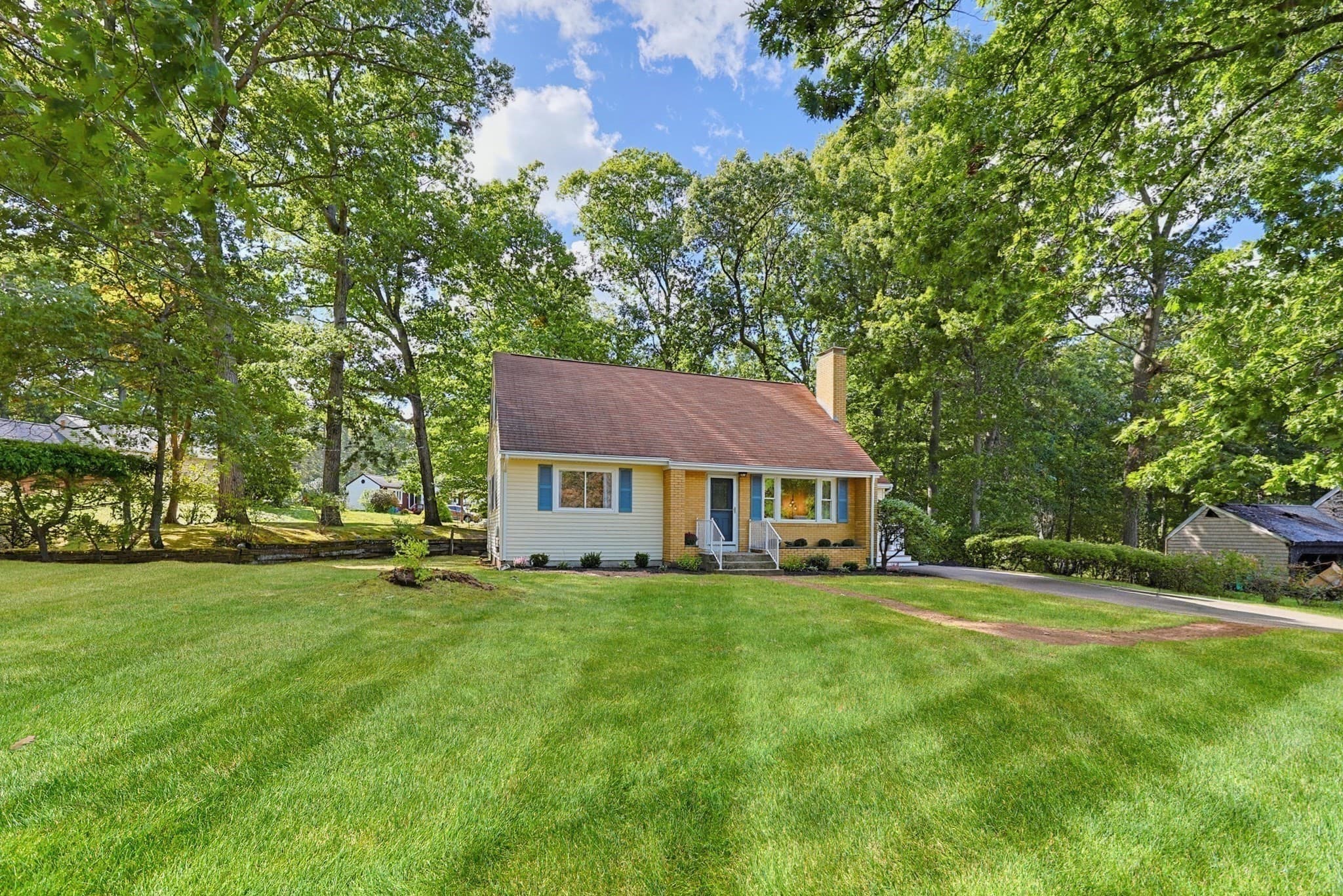 Single Family Residence at 21 Burt St, Attleboro MA 02703, Attleboro, photo 37 of 42
