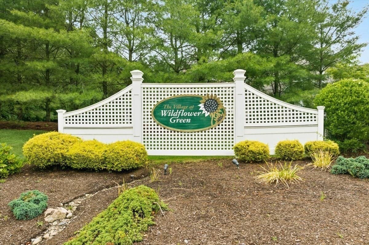 Single Family Residence at 2 Sunflower Drive # 2, Raynham MA 02767, Raynham, photo 6 of 40