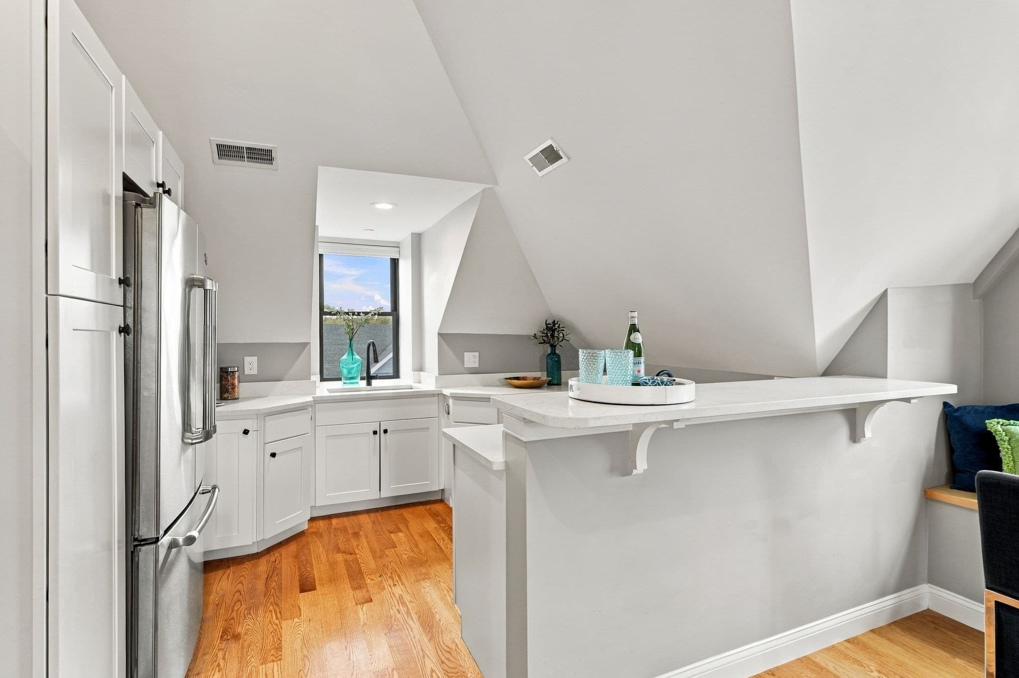 Condominium at 23 Bower St # 4, Medford MA 02155, photo 12 of 33