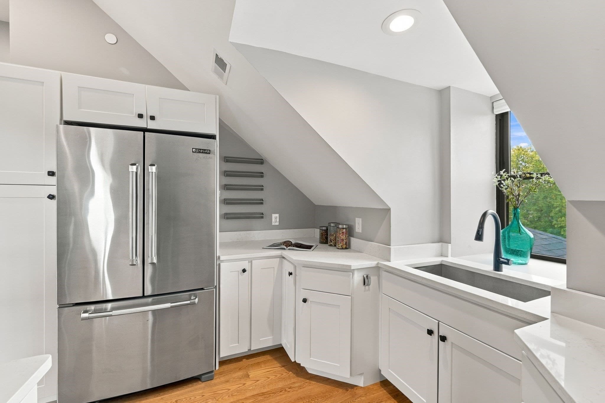 Condominium at 23 Bower St # 4, Medford MA 02155, photo 14 of 33
