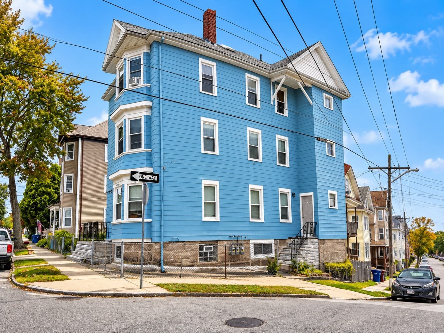 3 Family - 3 Units Up/Down at 106 Richmond St, New Bedford MA 02740, New Bedford, photo 4 of 34