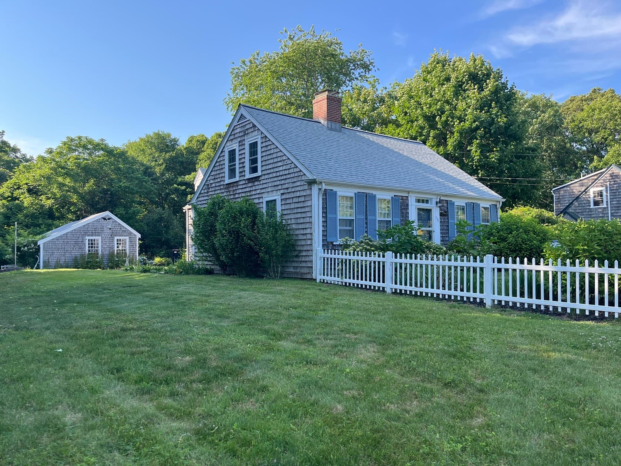 Single Family Residence at 170 Lakeview Ave, Falmouth MA 02540, Falmouth, photo 2 of 38
