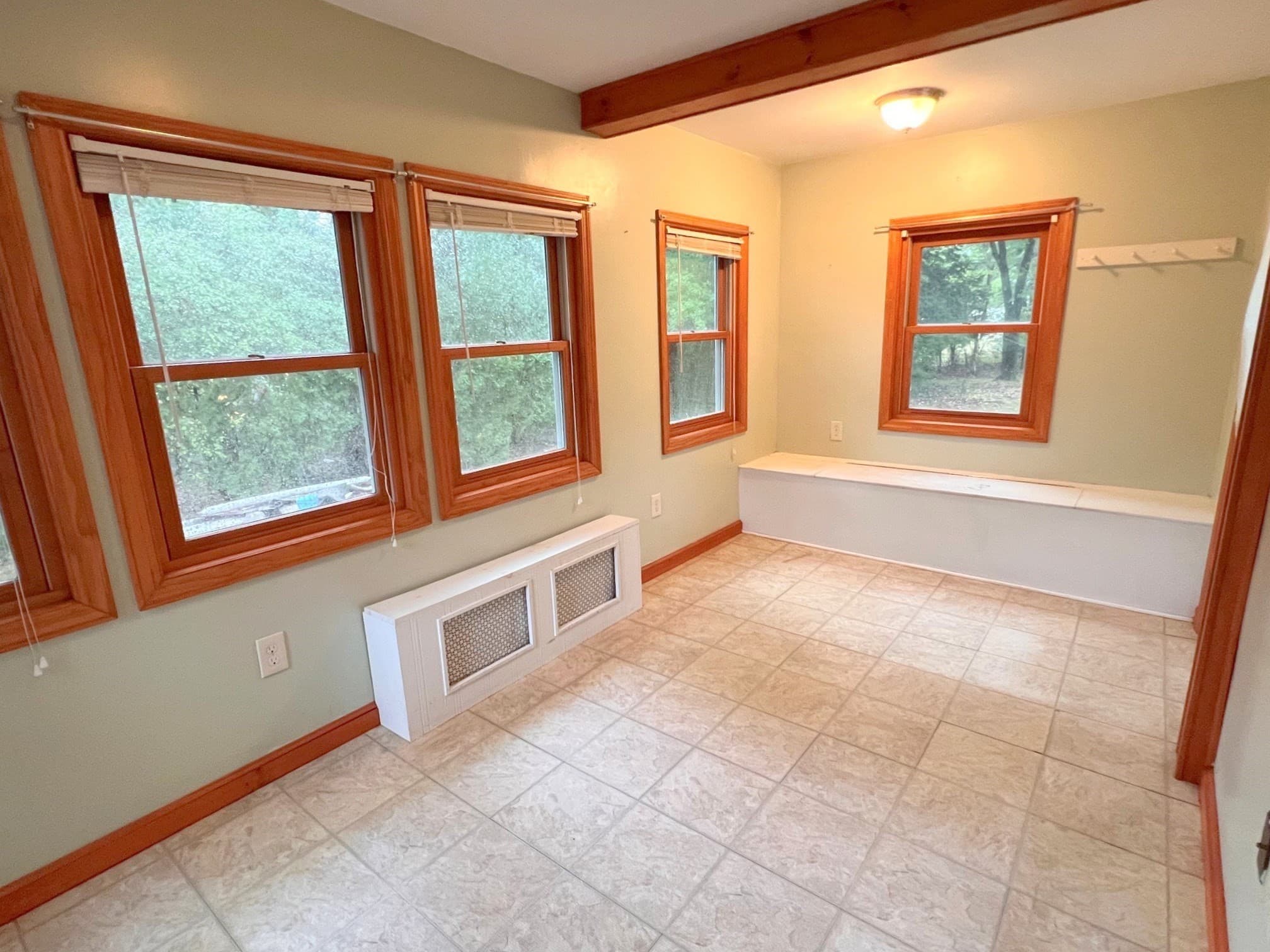 Single Family Residence at 18 Main St, Chelmsford MA 01863, Chelmsford, photo 3 of 28