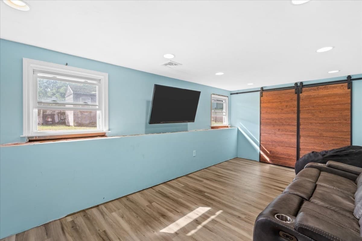 Single Family Residence at 105 Crestfield Dr, Brockton MA 02302, Brockton, photo 19 of 42
