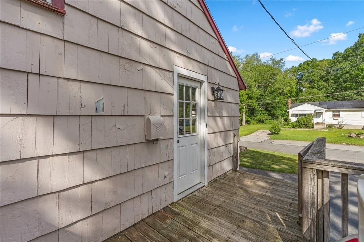 Single Family Residence at 105 Crestfield Dr, Brockton MA 02302, Brockton, photo 35 of 42