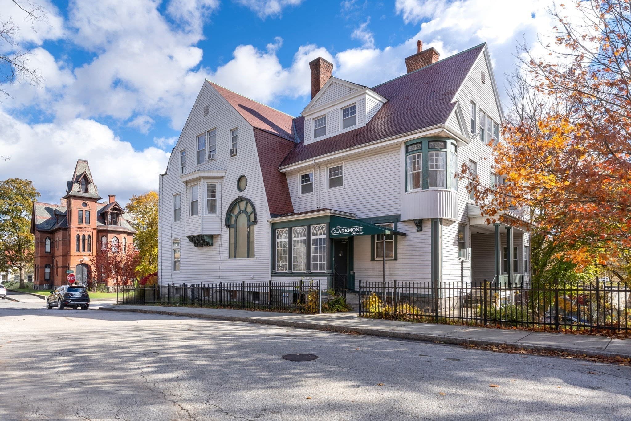 5 Claremont St, Worcester MA 01610