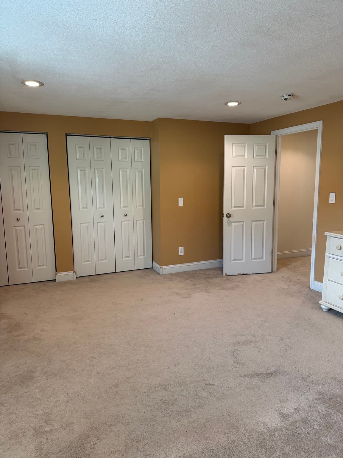 Condominium at 20 Yorktown Ct # 20, Chicopee MA 01020, Chicopee, photo 17 of 20