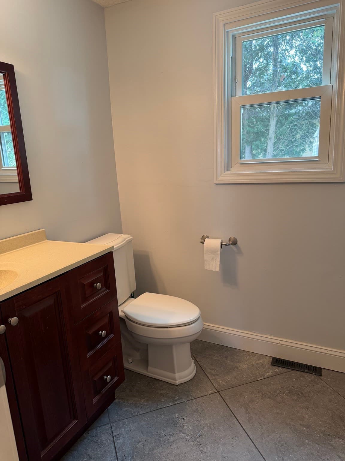 Condominium at 20 Yorktown Ct # 20, Chicopee MA 01020, Chicopee, photo 14 of 20