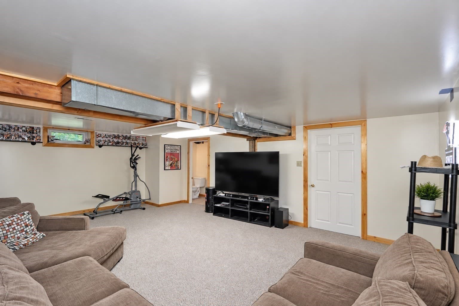 Single Family Residence at 234 Carver St, Springfield MA 01108, Springfield, photo 34 of 42