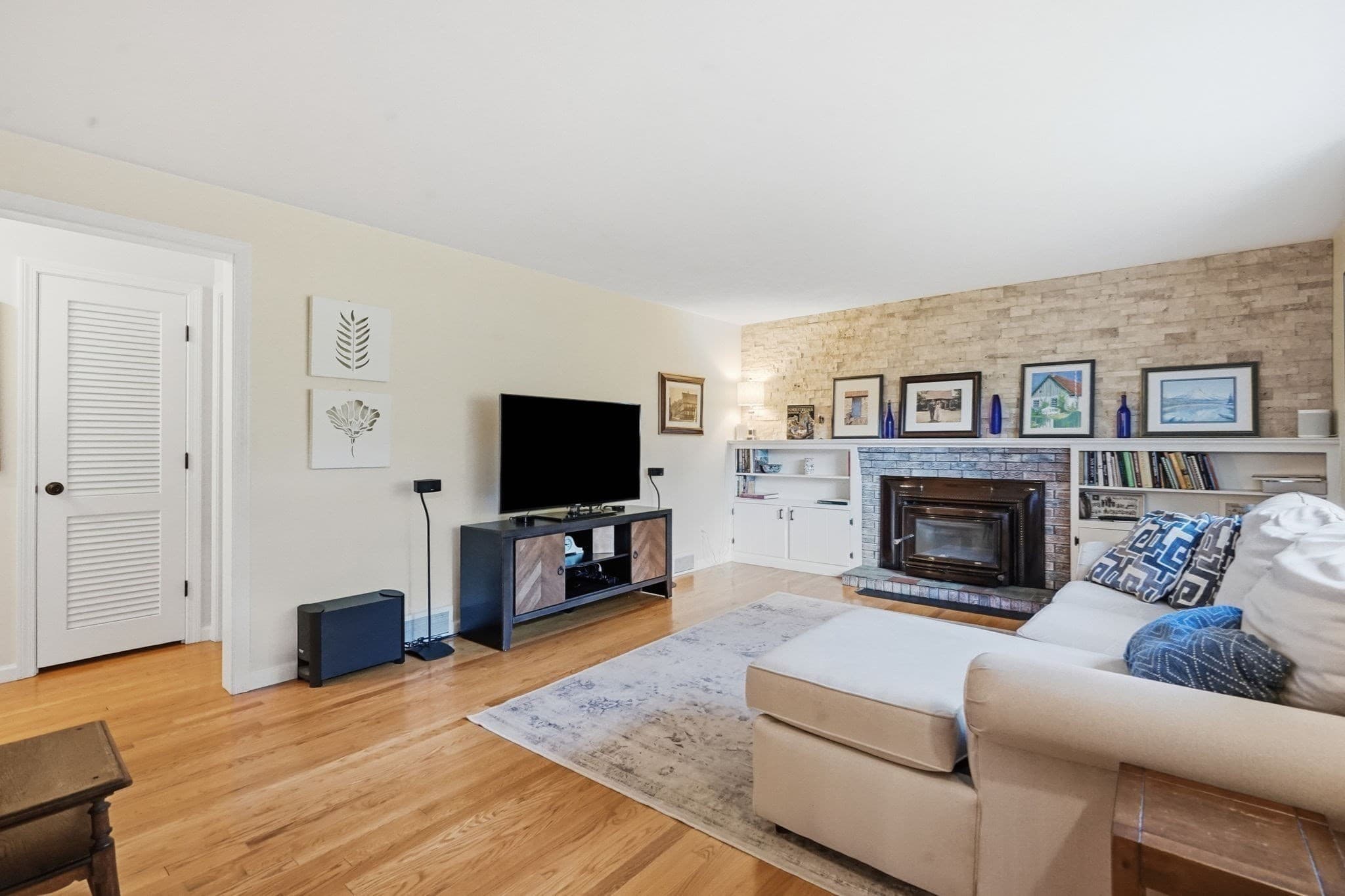 Single Family Residence at 3 Lance Ln, Wilbraham MA 01095, Wilbraham, photo 13 of 29