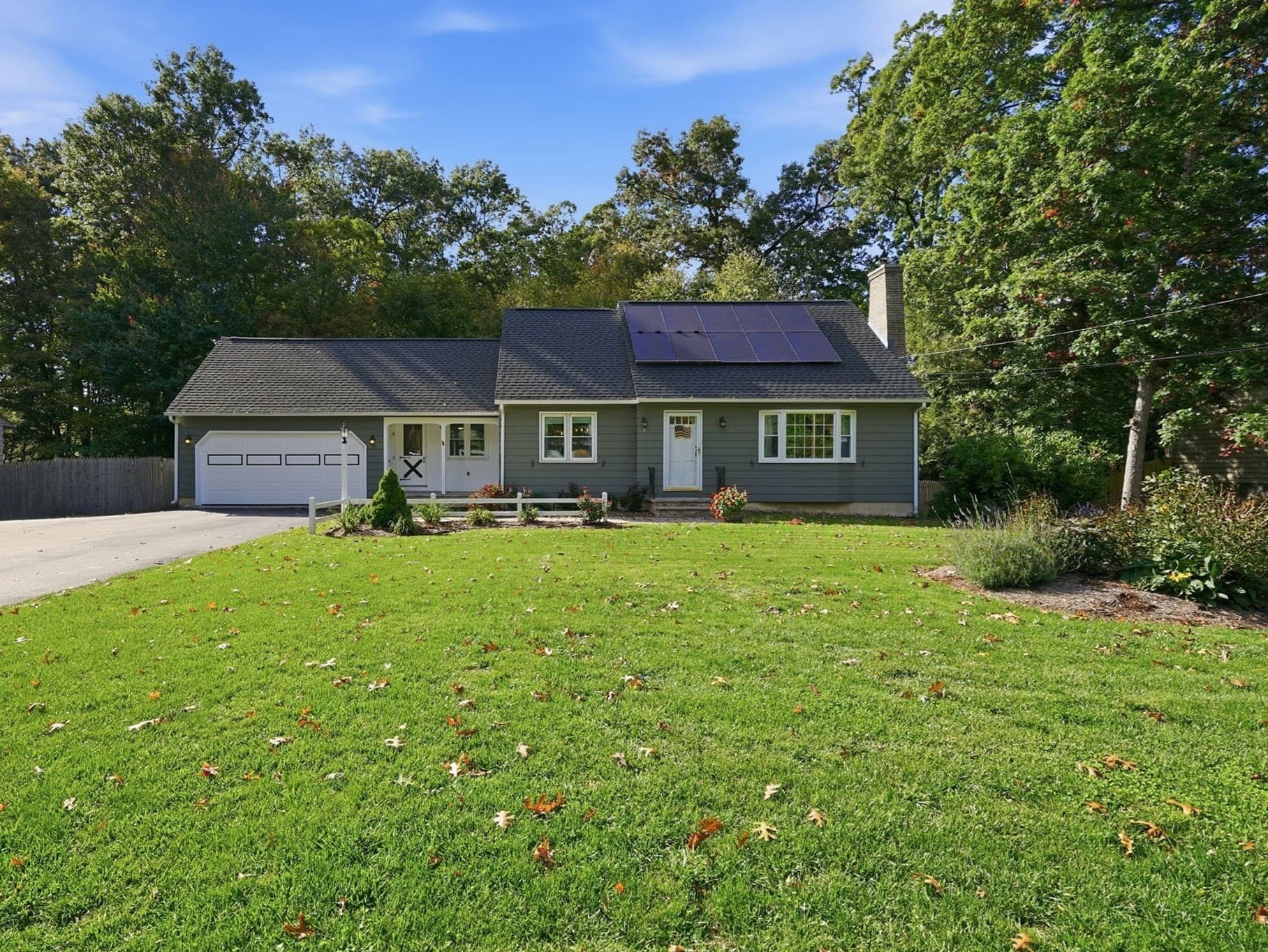3 Lance Ln, Wilbraham MA 01095