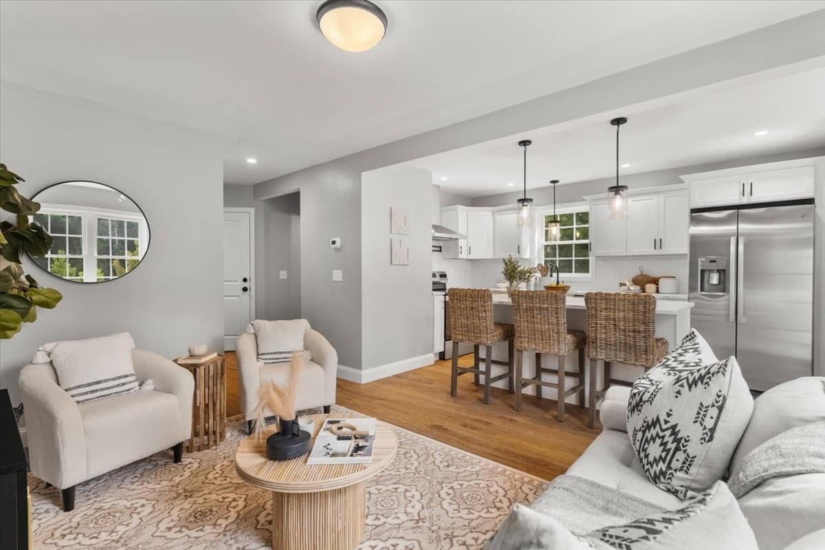 Condominium at 19 Hunter St. # 2, Taunton MA 02780, Taunton, photo 13 of 40