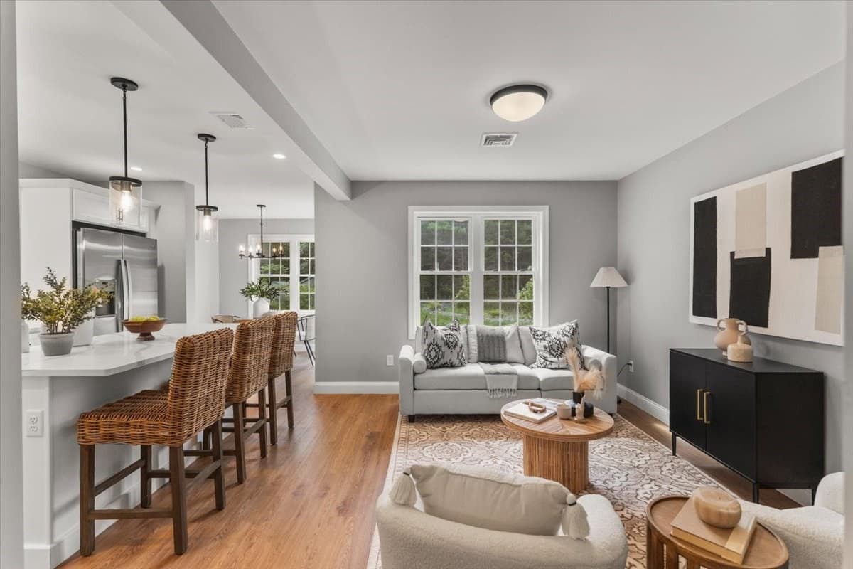 Condominium at 19 Hunter St. # 2, Taunton MA 02780, Taunton, photo 9 of 40