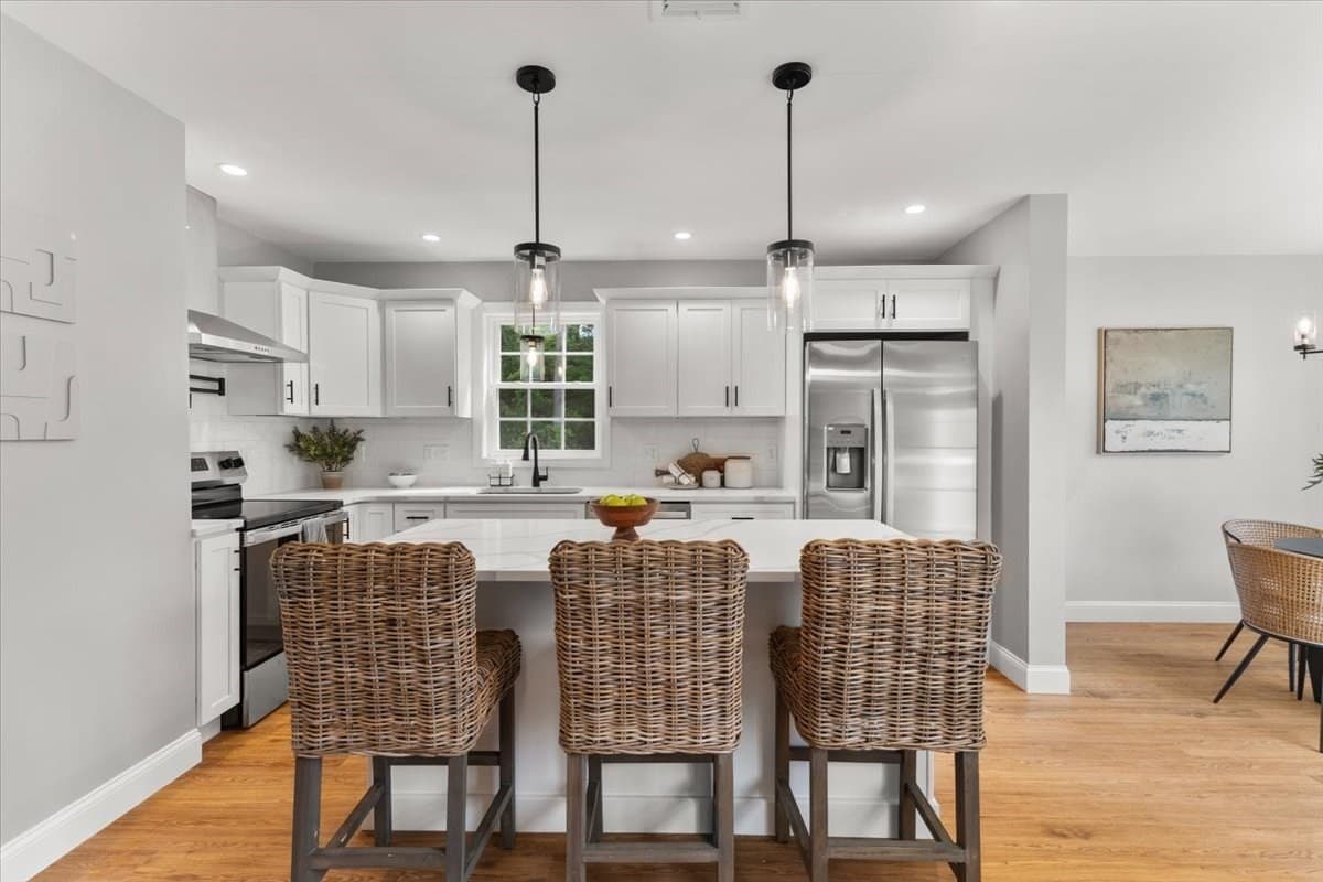 Condominium at 19 Hunter St. # 2, Taunton MA 02780, Taunton, photo 14 of 40