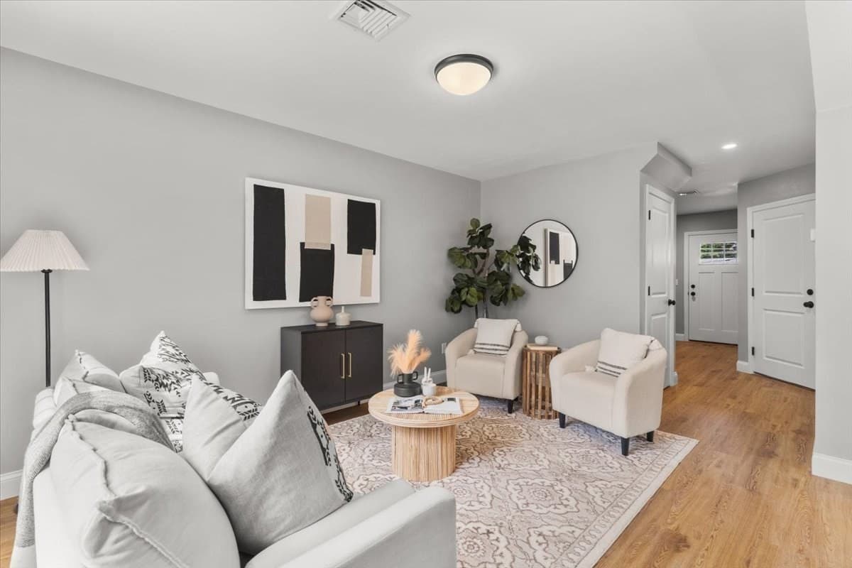 Condominium at 19 Hunter St. # 2, Taunton MA 02780, Taunton, photo 11 of 40