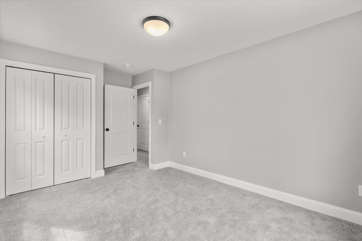 Condominium at 19 Hunter St. # 2, Taunton MA 02780, Taunton, photo 31 of 40