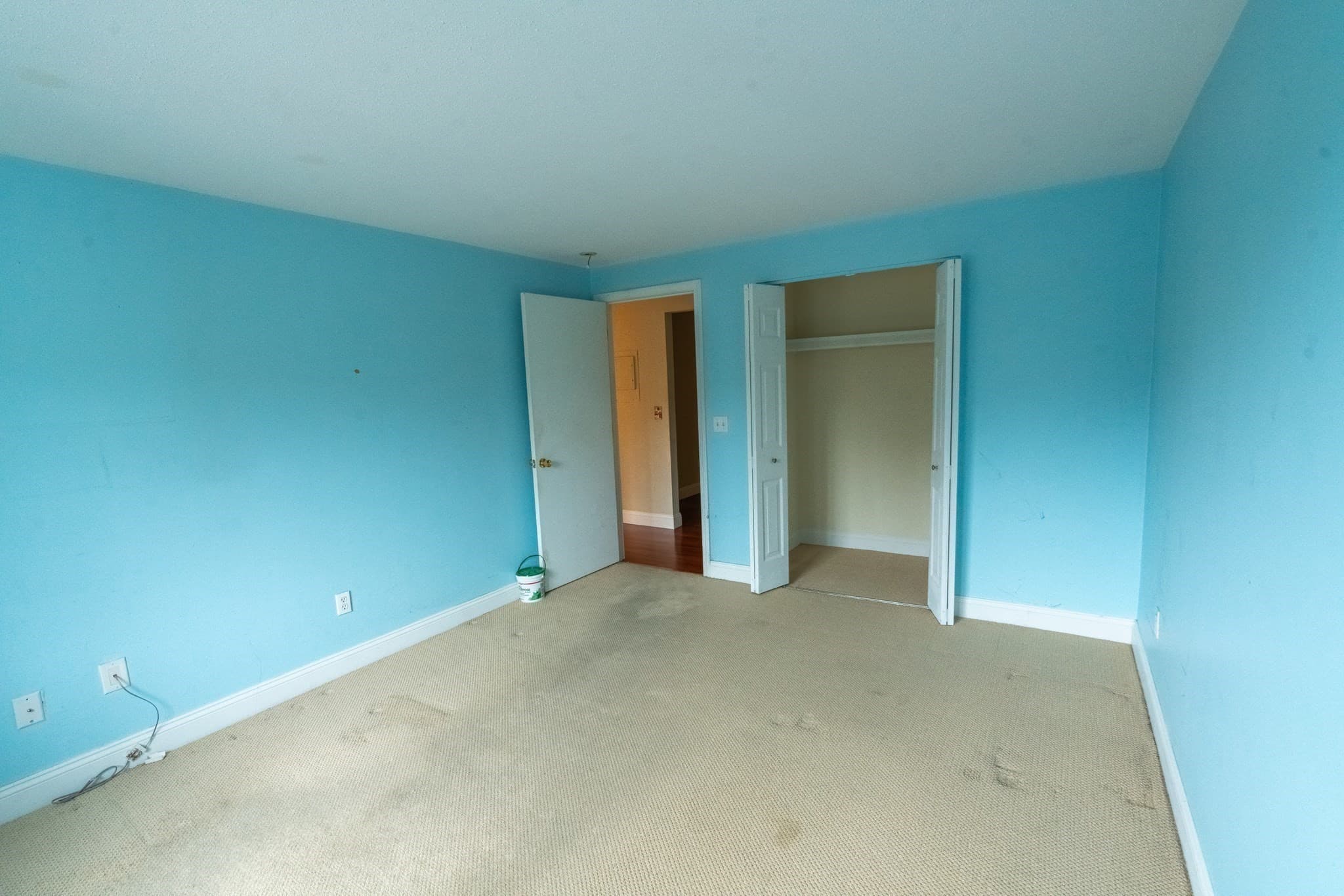 Condominium at 2320 Skyline Dr # 18, Lowell MA 01854, Lowell, photo 11 of 16