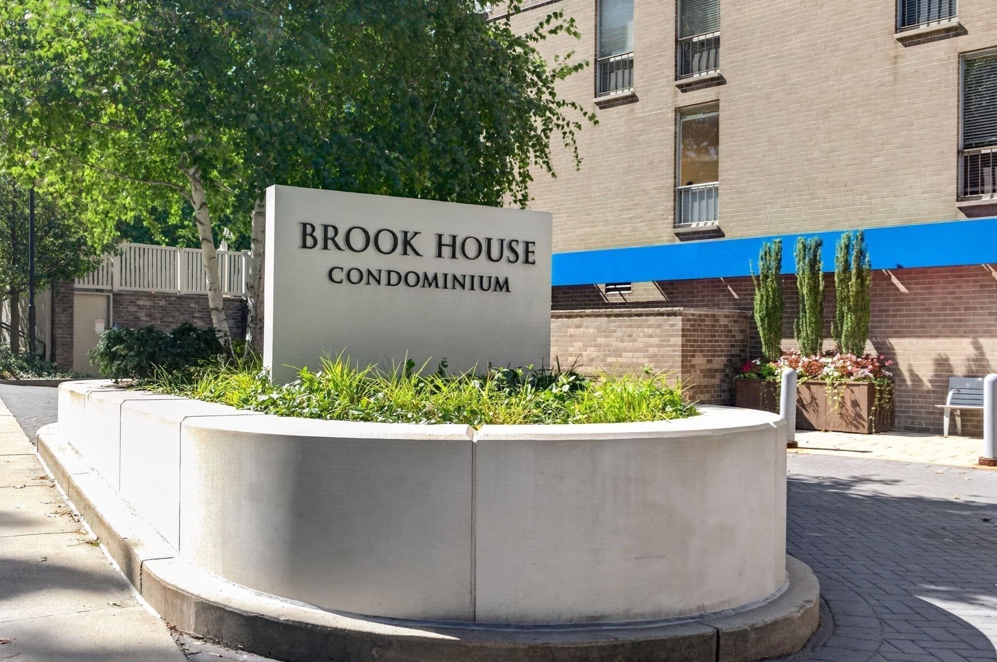 44 Washington # 502, Brookline MA 02445