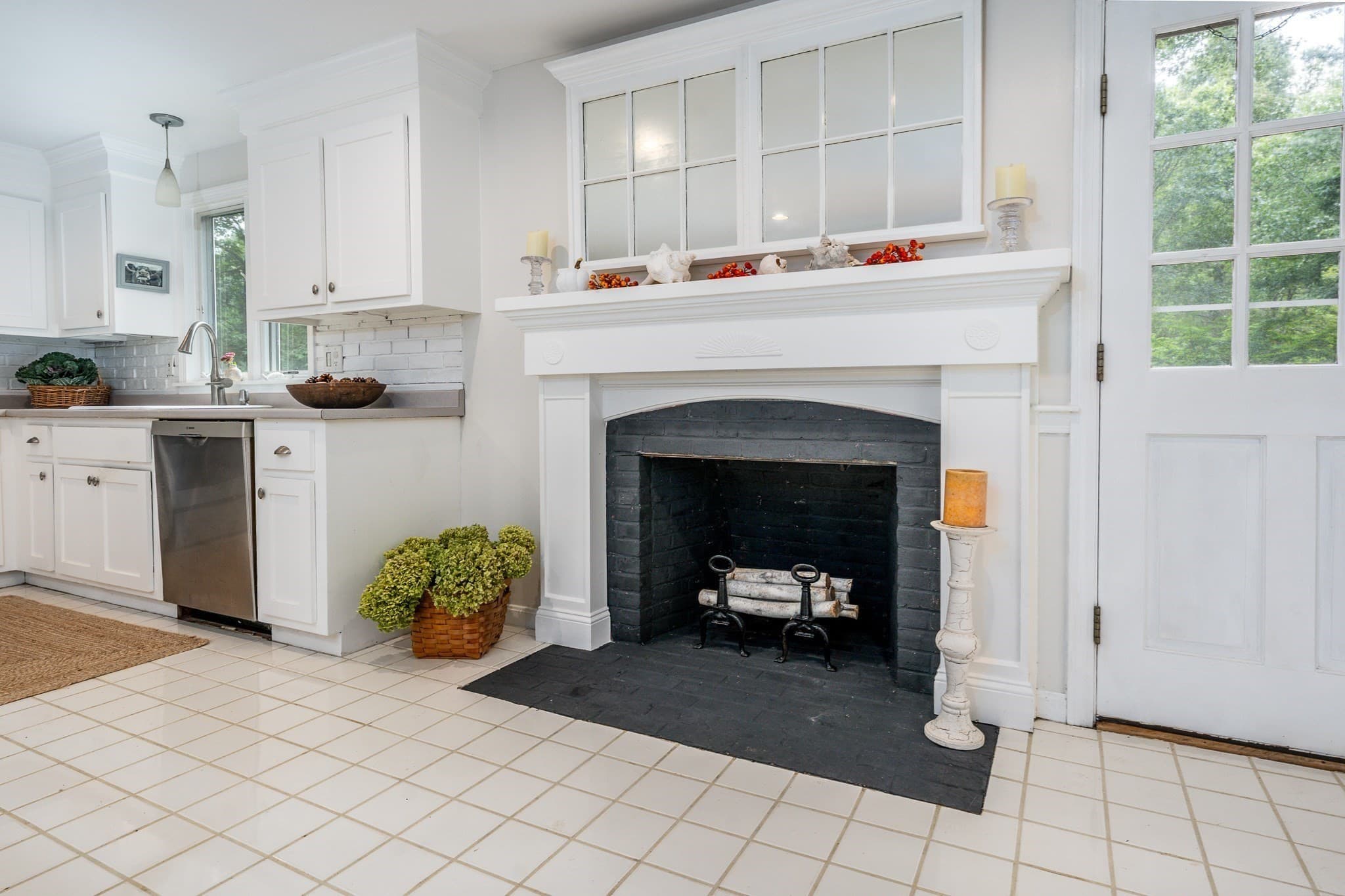 Single Family Residence at 99 Old Post Road, Barnstable MA 02632, Barnstable, photo 6 of 35
