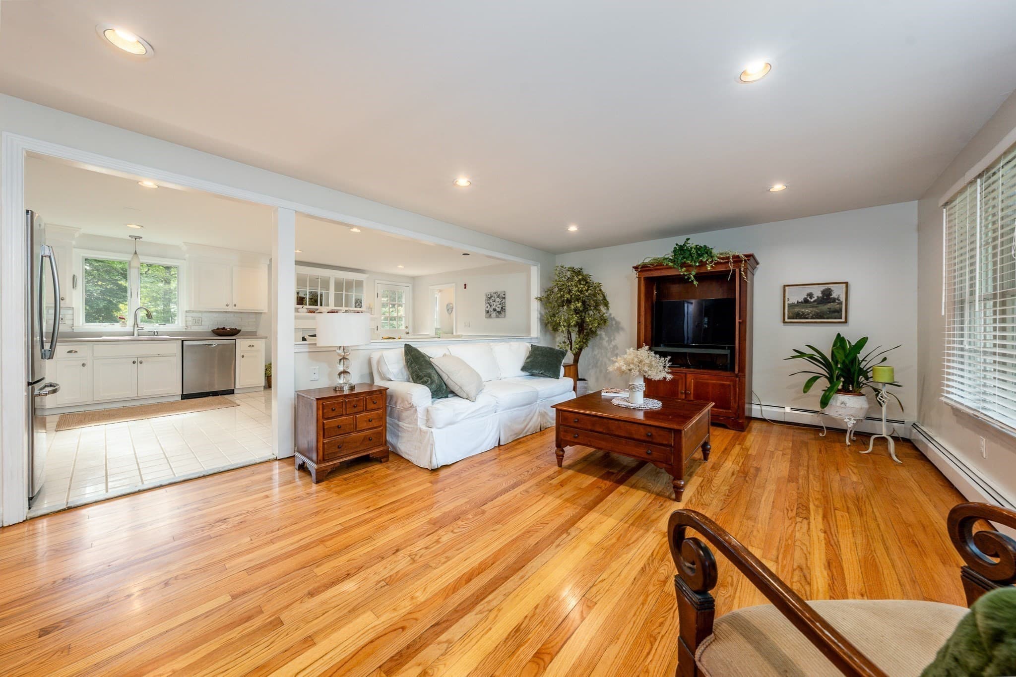 Single Family Residence at 99 Old Post Road, Barnstable MA 02632, Barnstable, photo 9 of 35