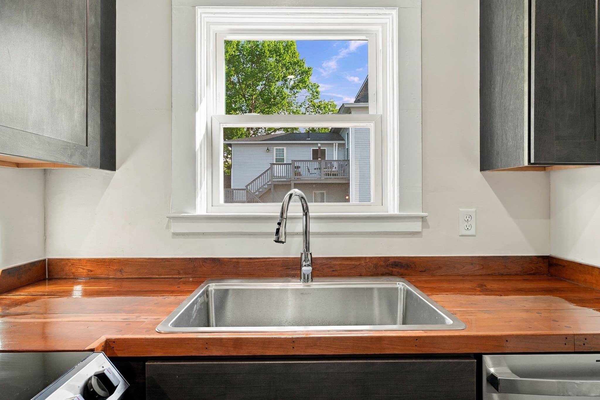 Single Family Residence at 174 Hamilton St, Southbridge MA 01550, Southbridge, photo 22 of 42