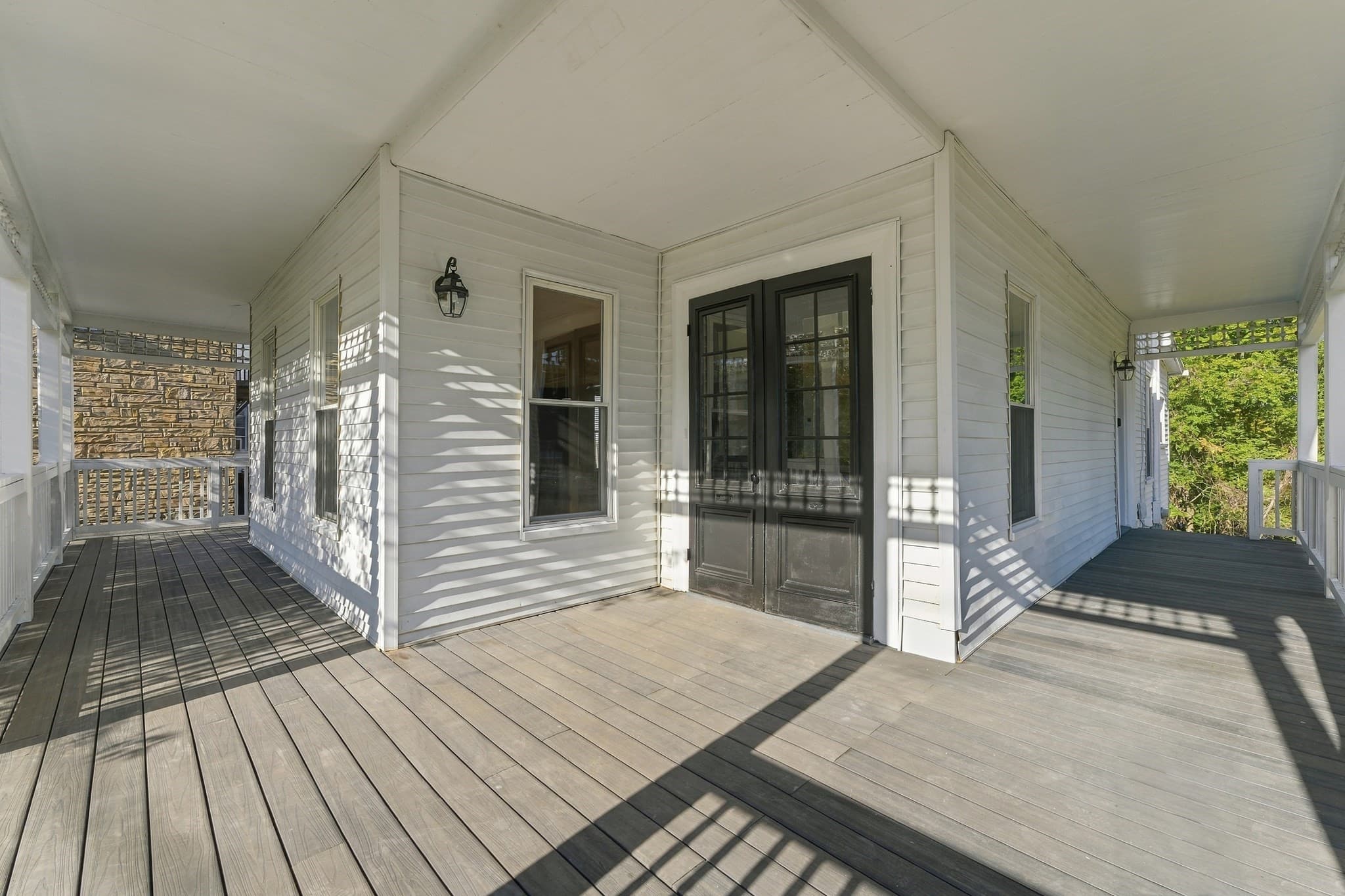 Single Family Residence at 174 Hamilton St, Southbridge MA 01550, Southbridge, photo 3 of 42