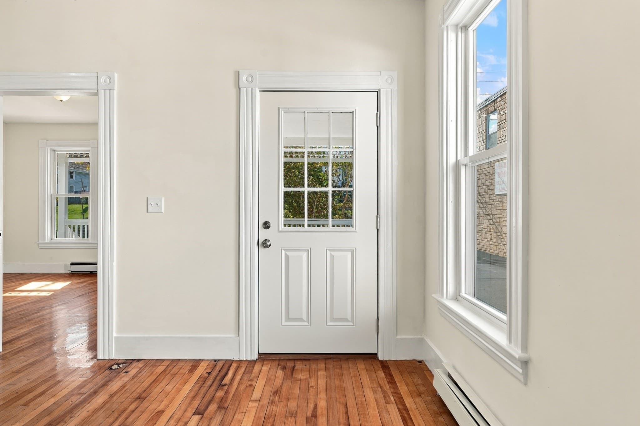 Single Family Residence at 174 Hamilton St, Southbridge MA 01550, Southbridge, photo 10 of 42