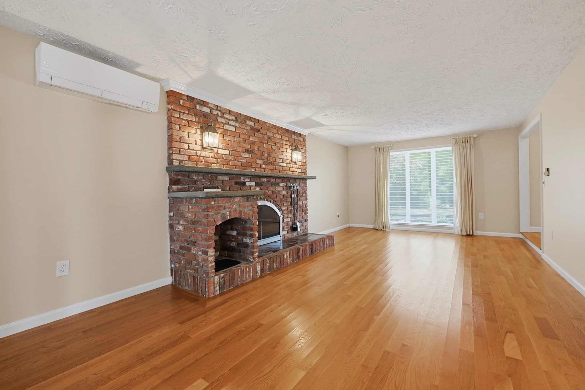Single Family Residence at 104 Glen Street, Natick MA 01760, Natick, photo 13 of 40
