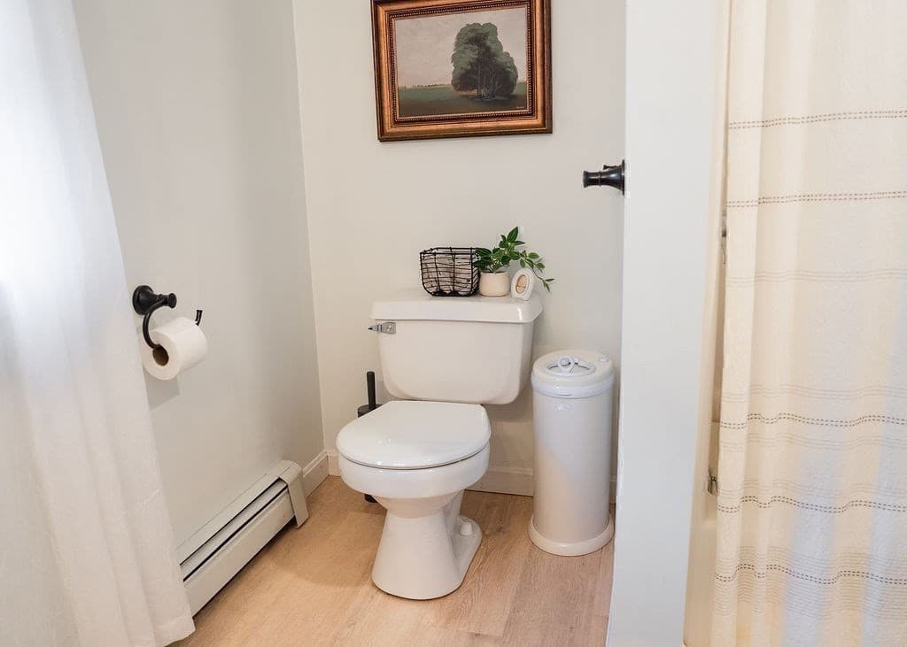 Single Family Residence at 21 Chamber Rock Rd., Bourne MA 02532, Bourne, photo 22 of 41