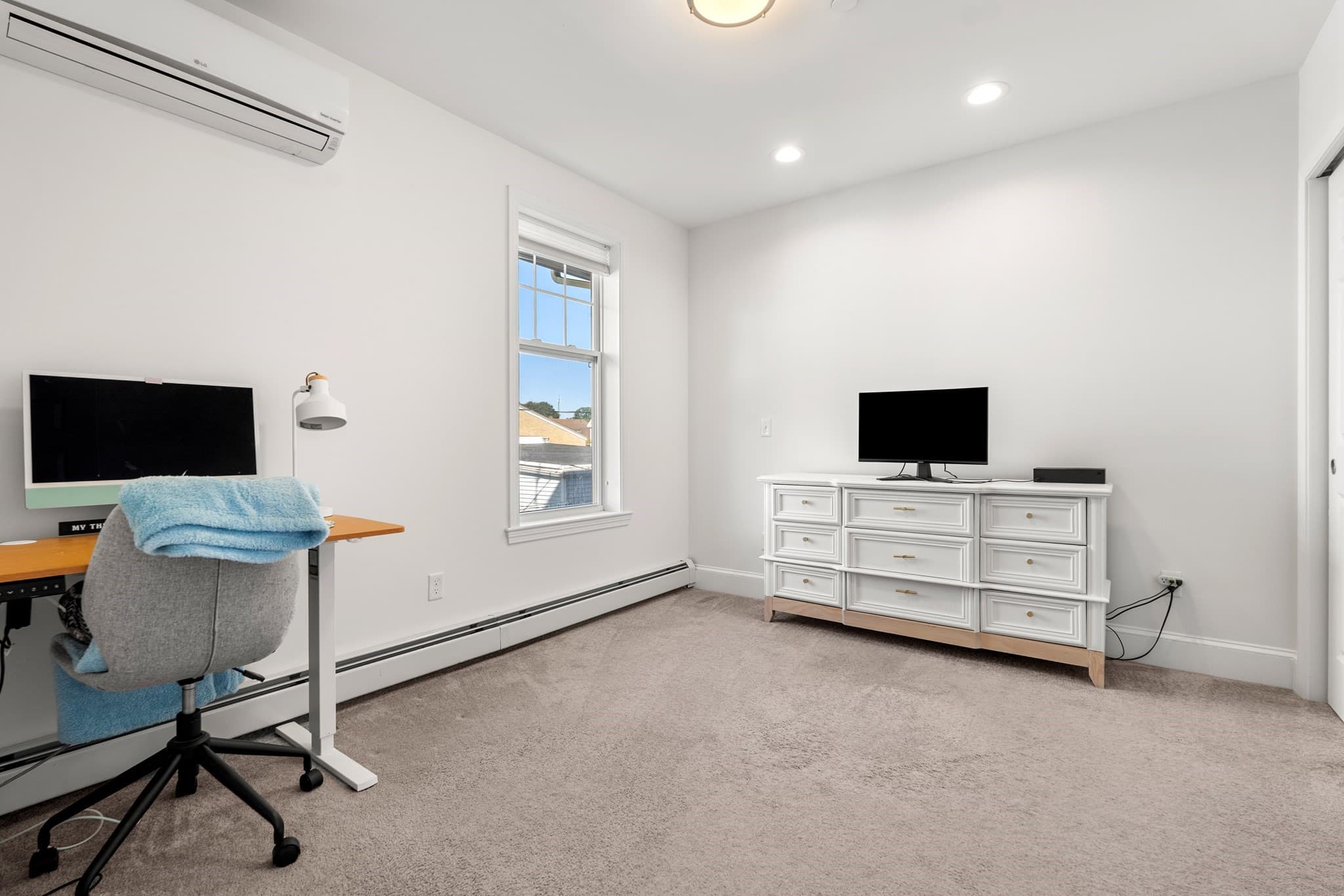 Condominium at 224 Court Street # 3, New Bedford MA 02740, New Bedford, photo 23 of 32