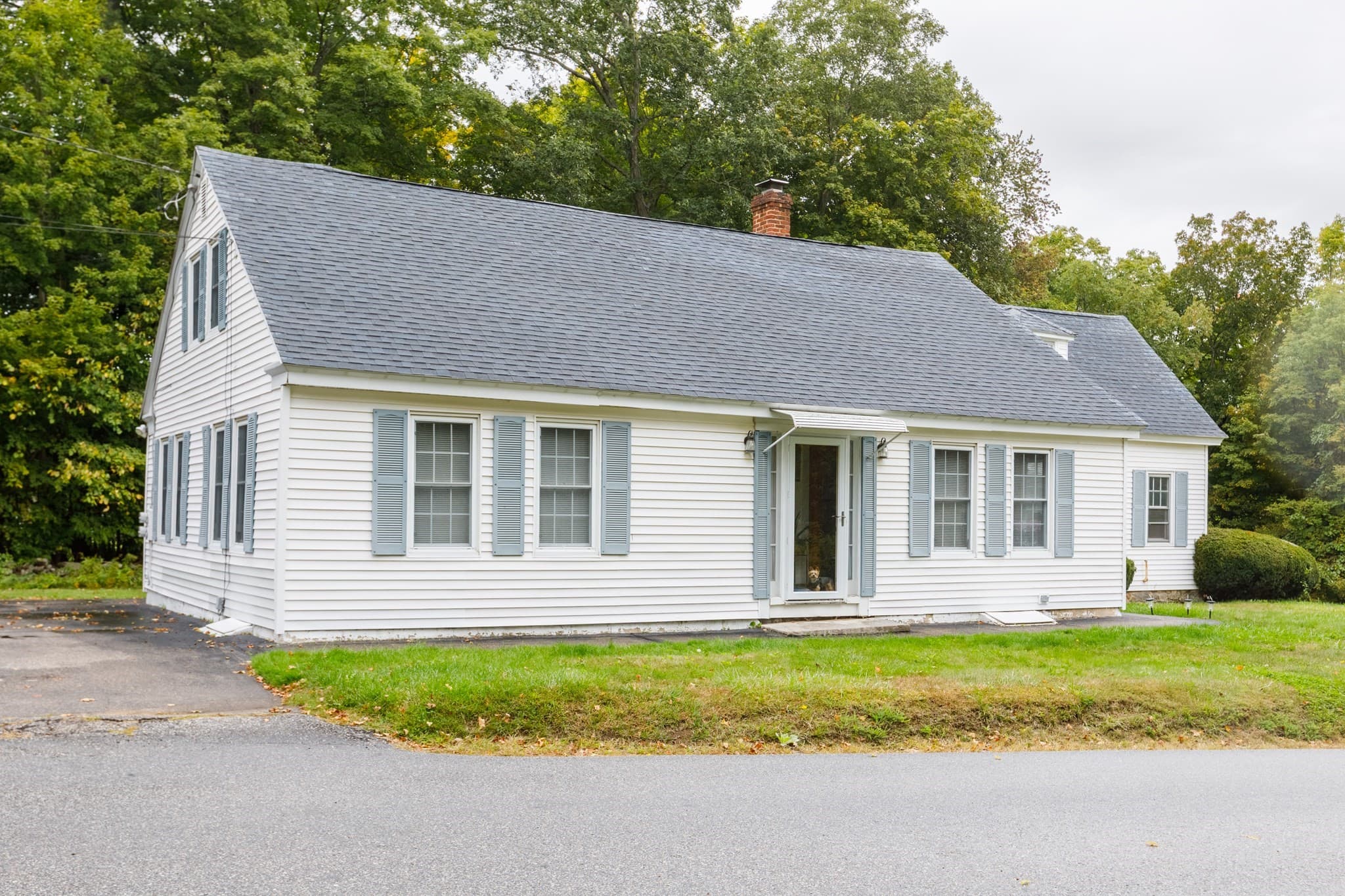 2 Family - 2 Units Side by Side at 16 Brooks Pond Rd, North Brookfield MA 01535, North Brookfield, photo 2 of 15