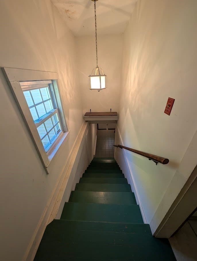Single Family Residence at 93 Richardson Corner Rd, Charlton MA 01507, Charlton, photo 27 of 42