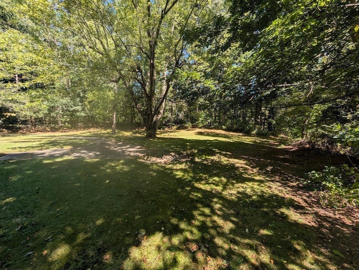 Single Family Residence at 93 Richardson Corner Rd, Charlton MA 01507, Charlton, photo 5 of 42