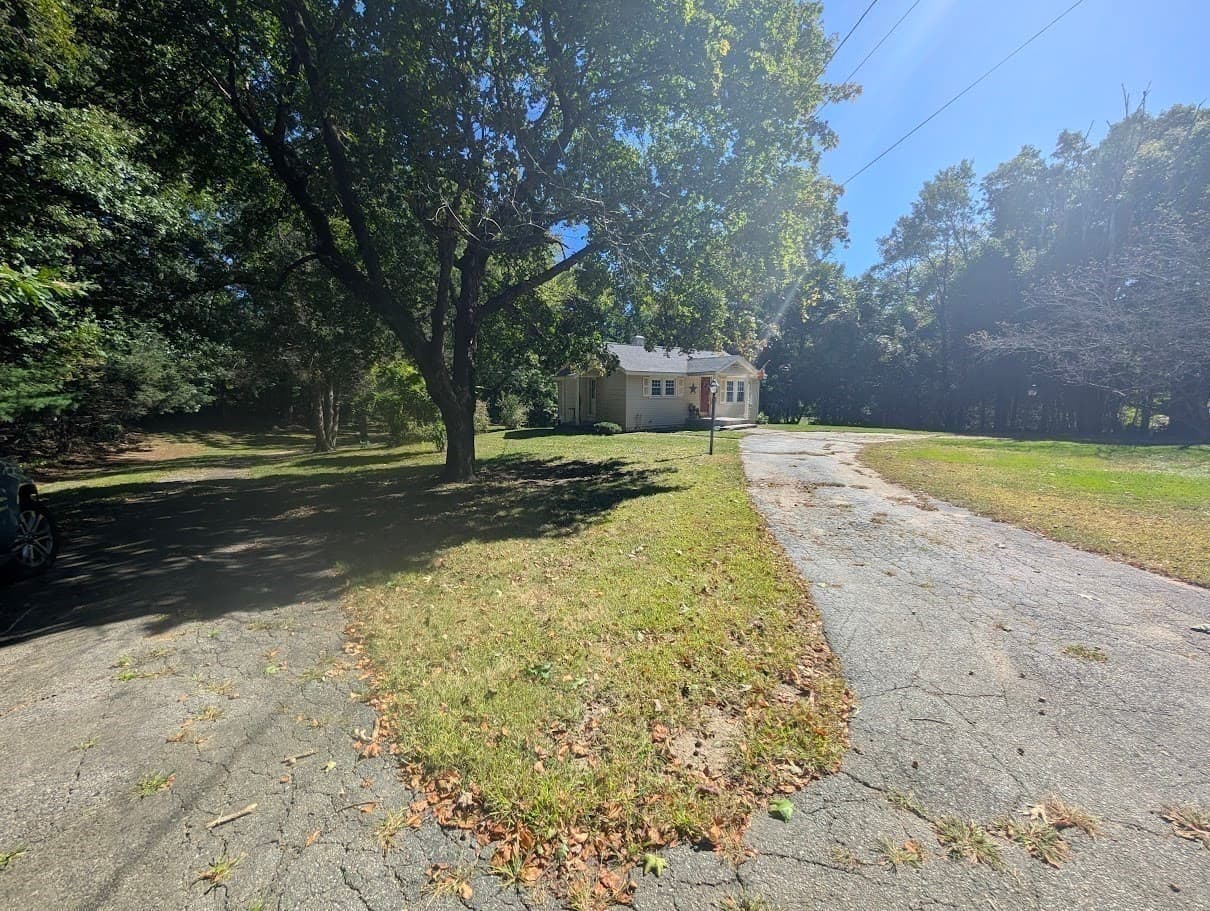 Single Family Residence at 93 Richardson Corner Rd, Charlton MA 01507, Charlton, photo 30 of 42