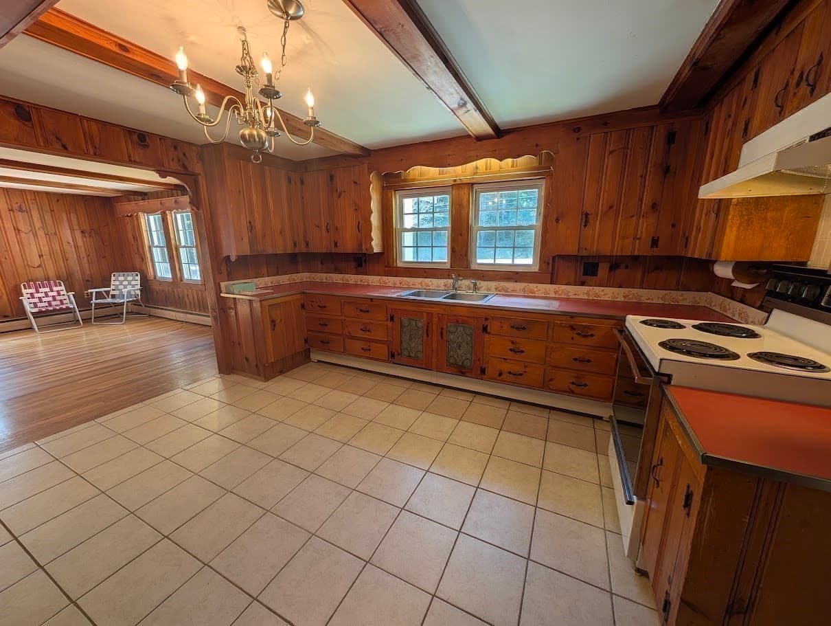 Single Family Residence at 93 Richardson Corner Rd, Charlton MA 01507, Charlton, photo 19 of 42