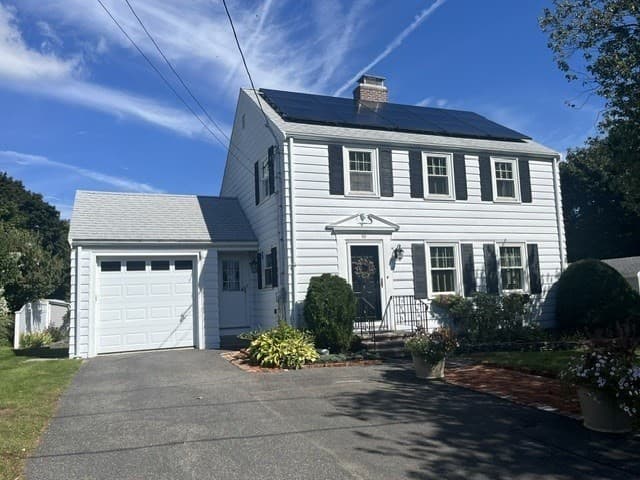 Single Family Residence at 28 Cobb Ln, Lynn MA 01904, Lynn, photo 2 of 34
