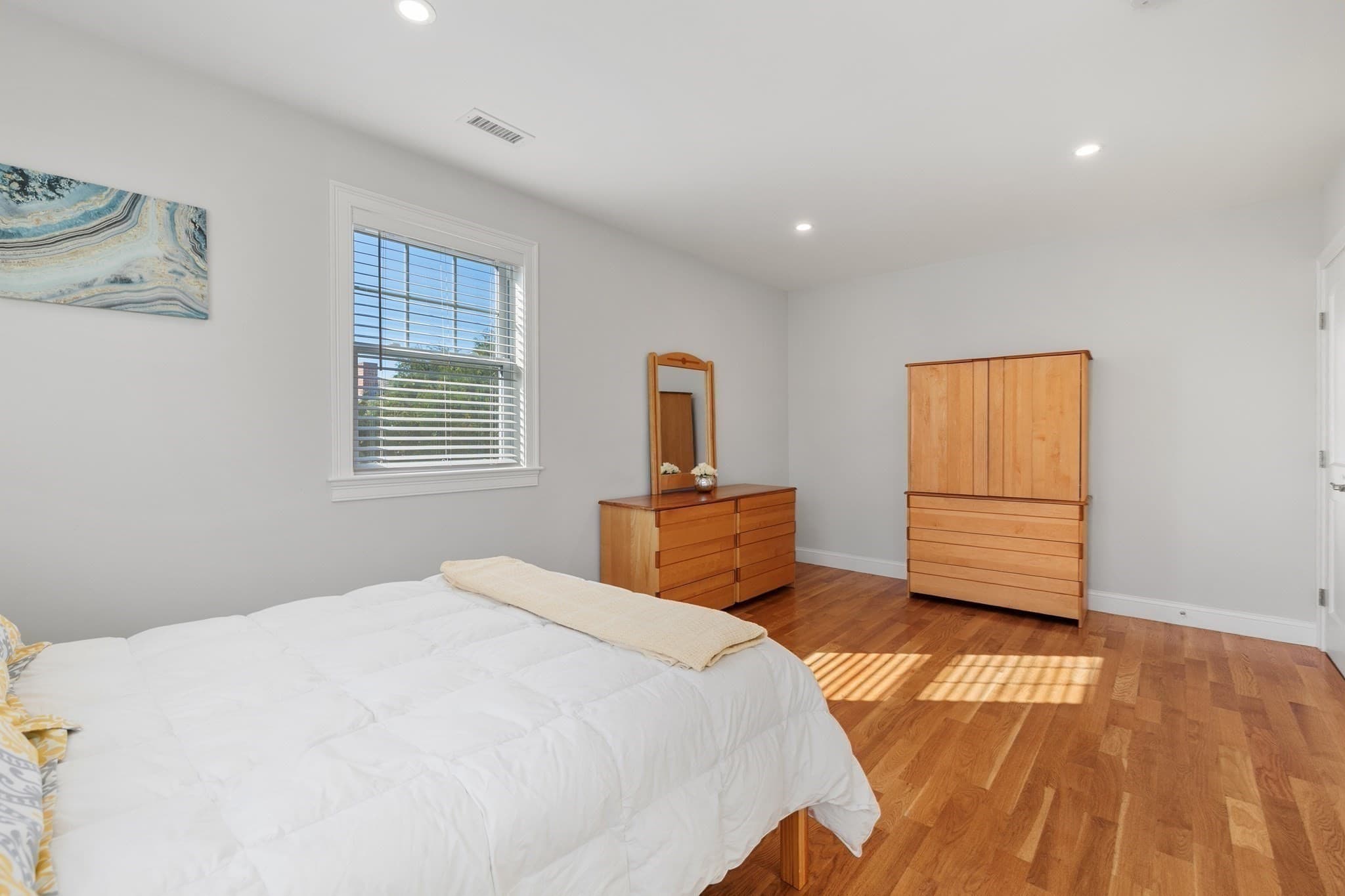 Single Family Residence at 1260 Sea Street, Quincy MA 02169, Quincy, photo 17 of 32