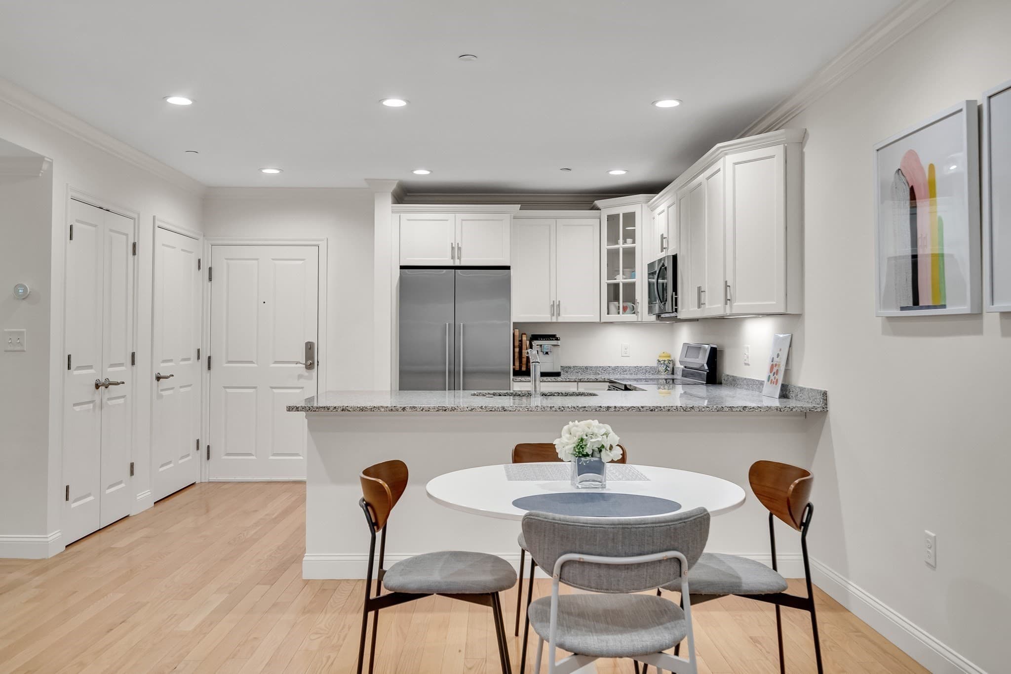 Condominium at 2 Manor Terrace # 216, Lexington MA 02420, Lexington, photo 2 of 32
