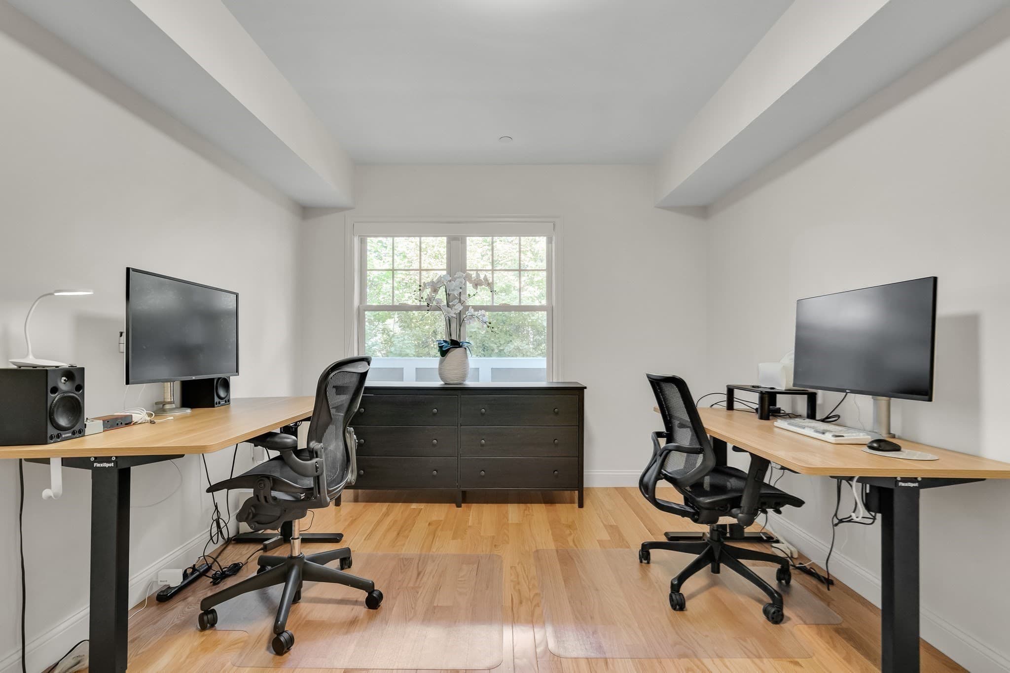 Condominium at 2 Manor Terrace # 216, Lexington MA 02420, Lexington, photo 17 of 32