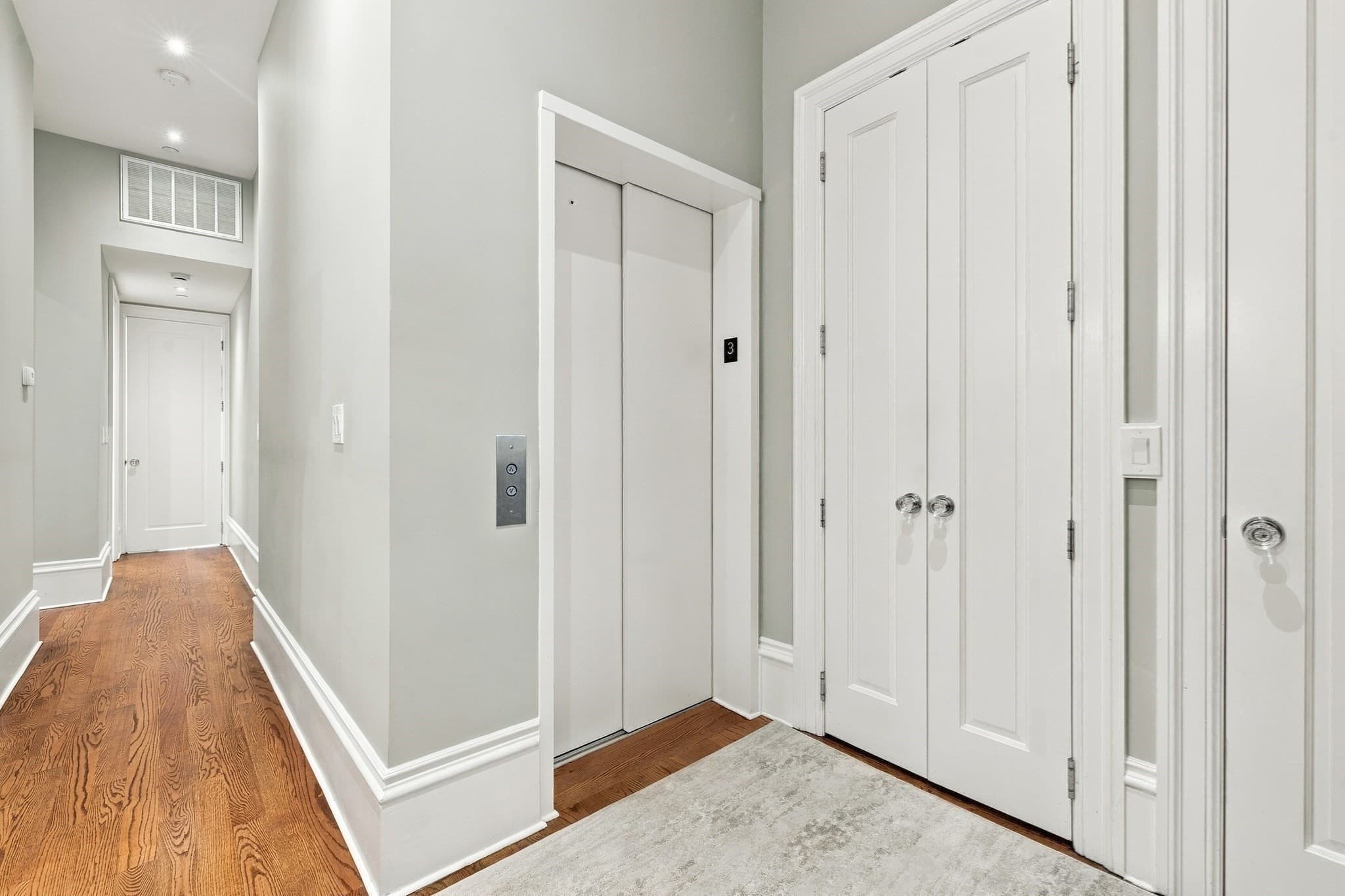 Condominium at 166 Marlborough St # 2, Boston MA 02116, Boston, photo 12 of 15