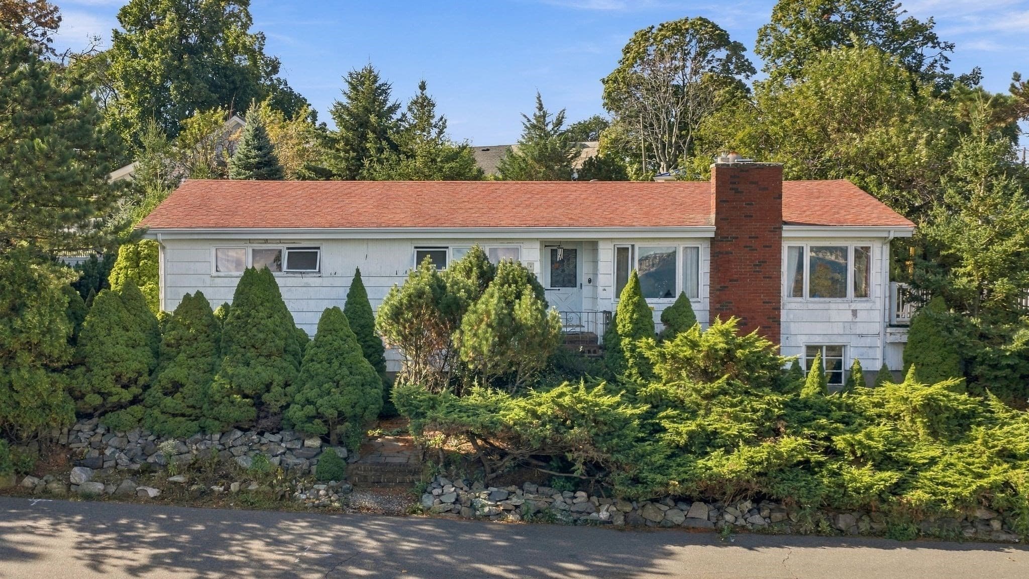 Residential at 25 Maolis Road, Nahant MA 01908, Nahant, photo 12 of 13