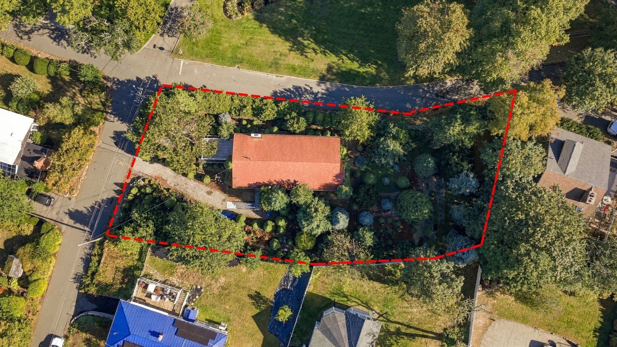 Residential at 25 Maolis Road, Nahant MA 01908, Nahant, photo 4 of 13